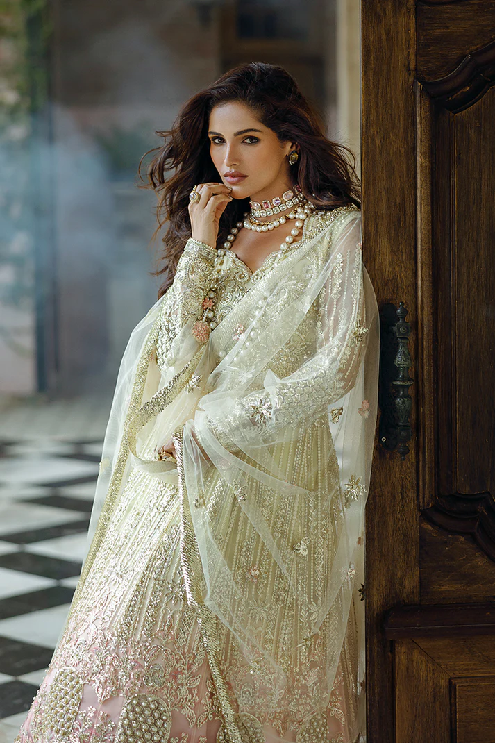 Cosmic Couture MUNWD240106U | MUSHQ