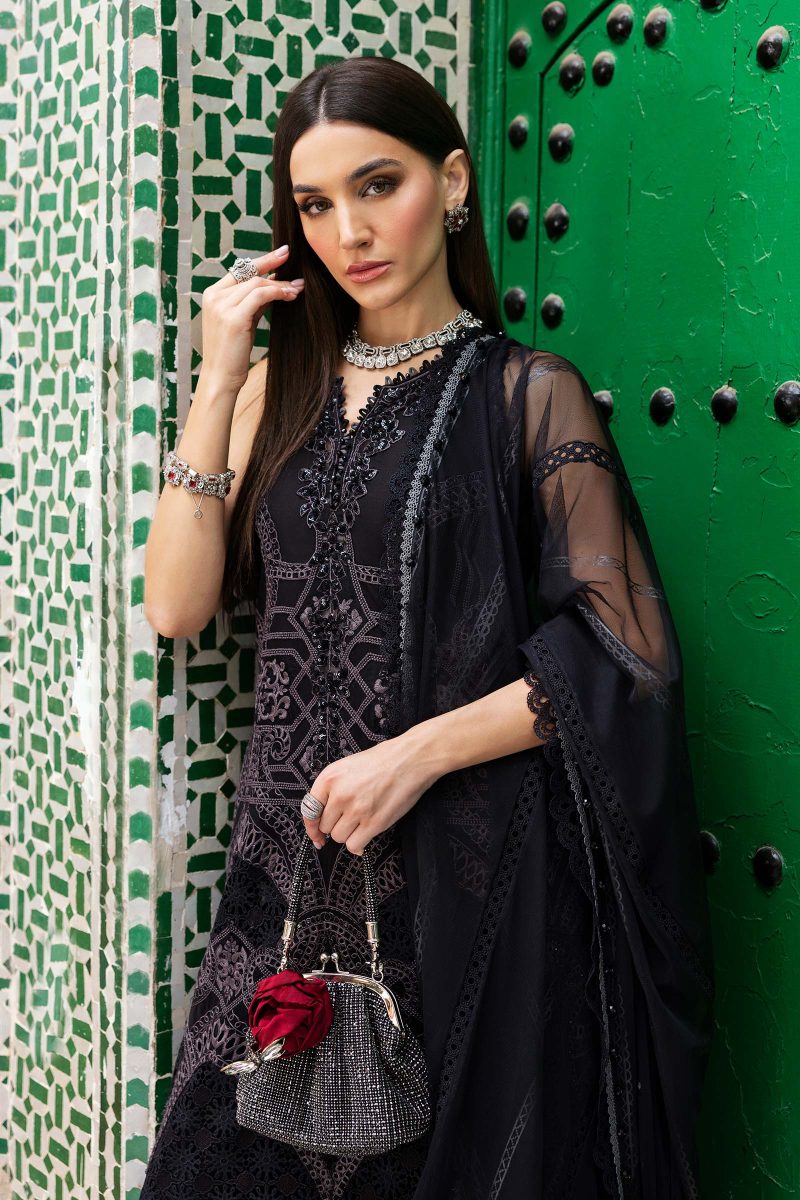 Embroidered Lawn Suit | D-2512-B | MARIA B
