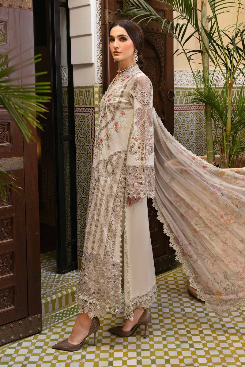 Embroidered Lawn Suit | D-2514-B | MARIA B