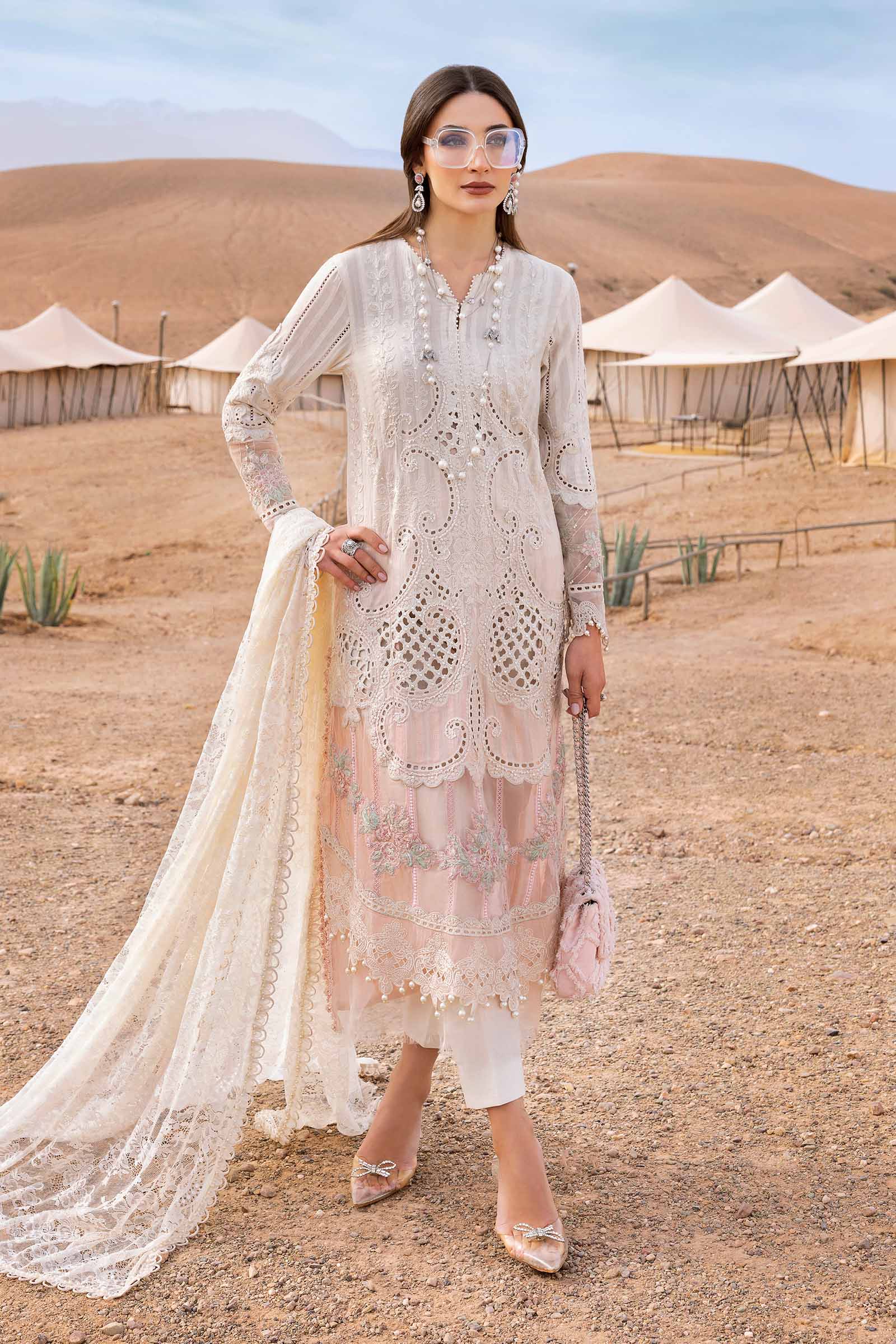 Embroidered Lawn | D-2515-A | MARIA B