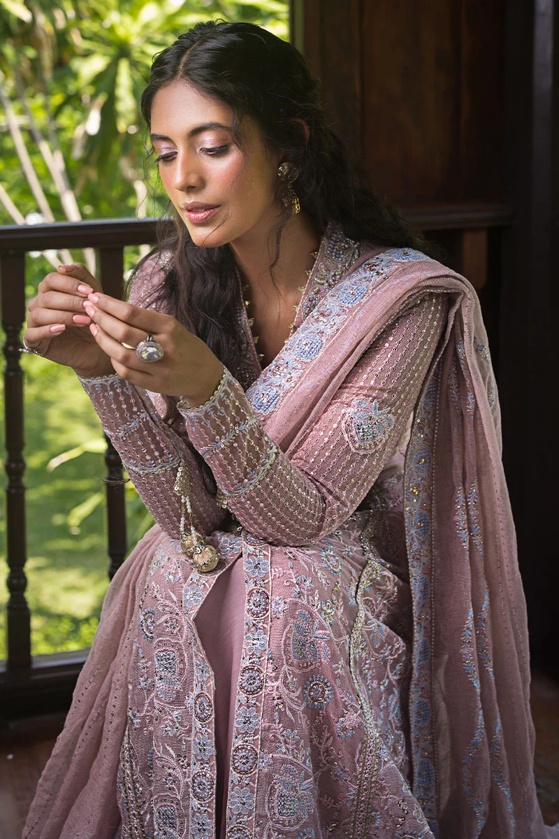 Janvi MUNCK240110 | MUSHQ