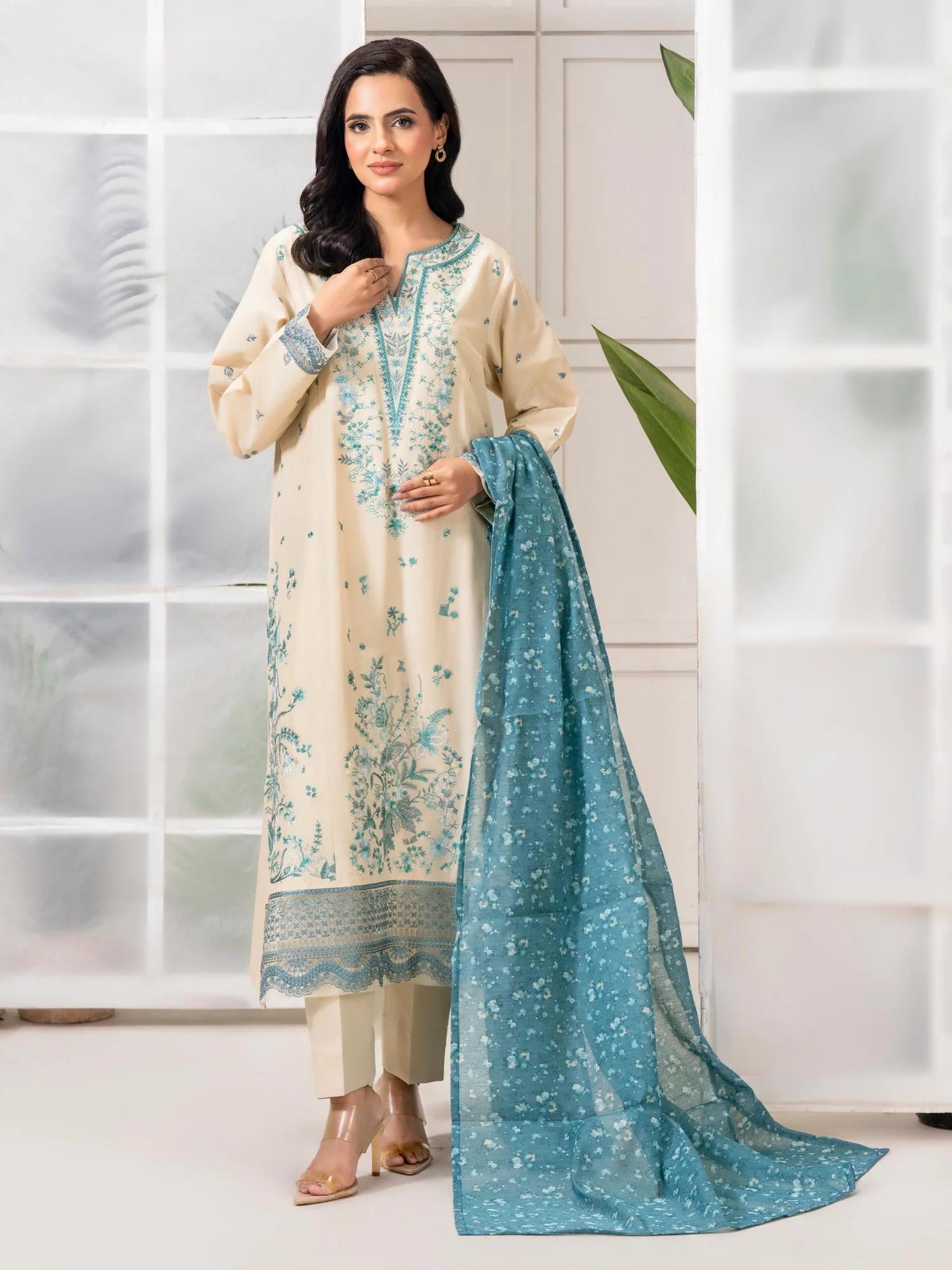 3 Piece Lawn Embroidered | A0746SU-XSL-014 | Limelight
