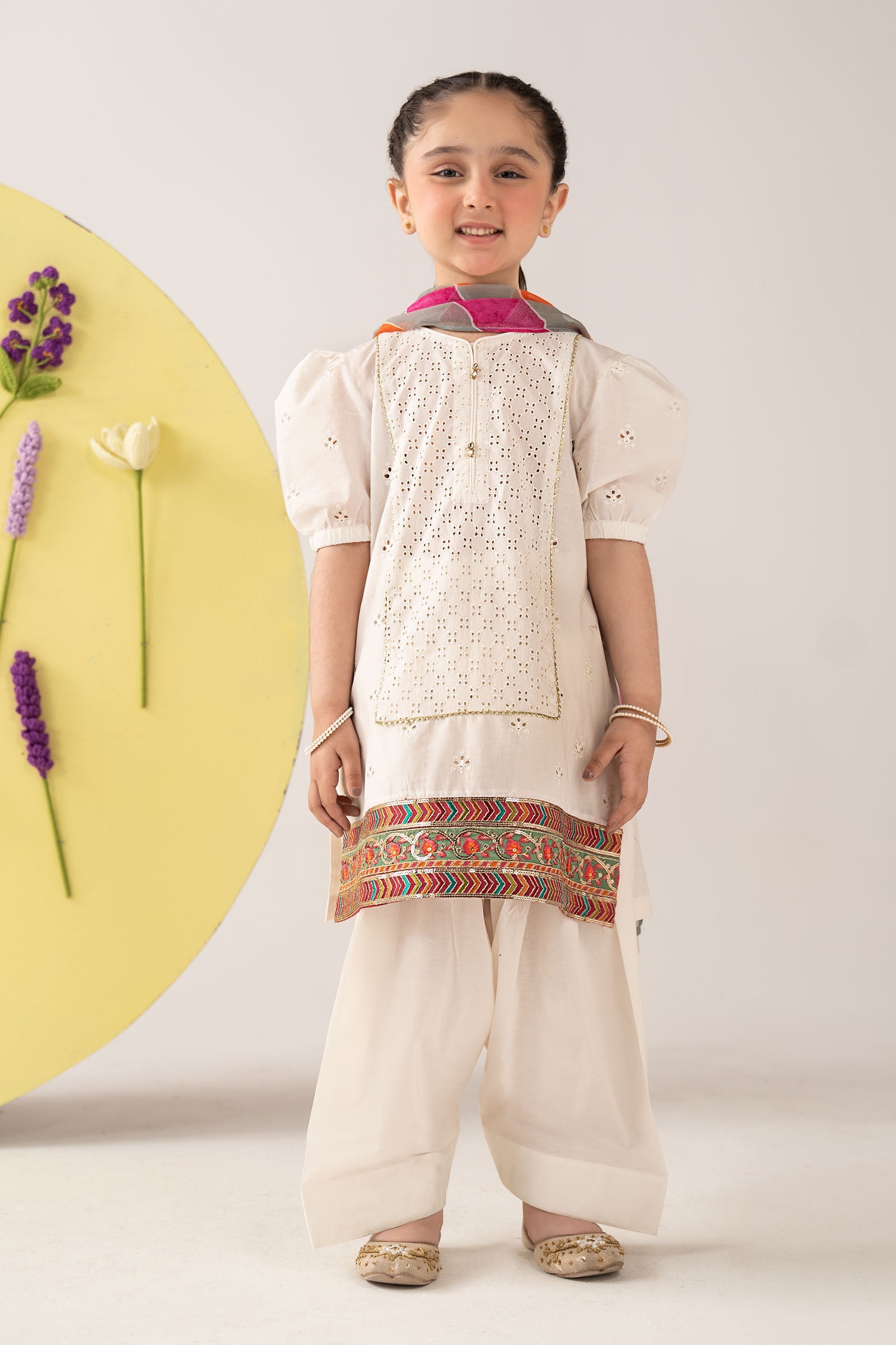 Dyed Cambric | EF25-41R1-White-2-4 | Maria B